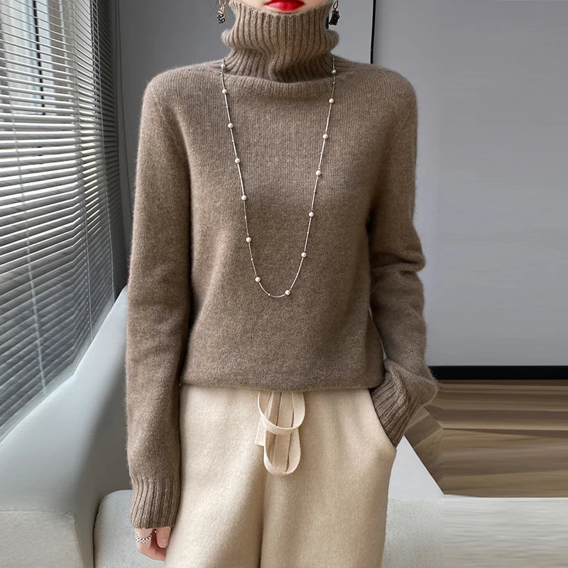 Jeanne - Elegant Cashmere Sweater