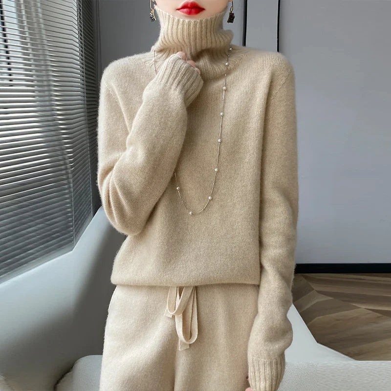 Jeanne - Elegant Cashmere Sweater