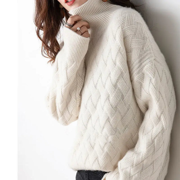 Claudine - Elegant Cashmere Sweater