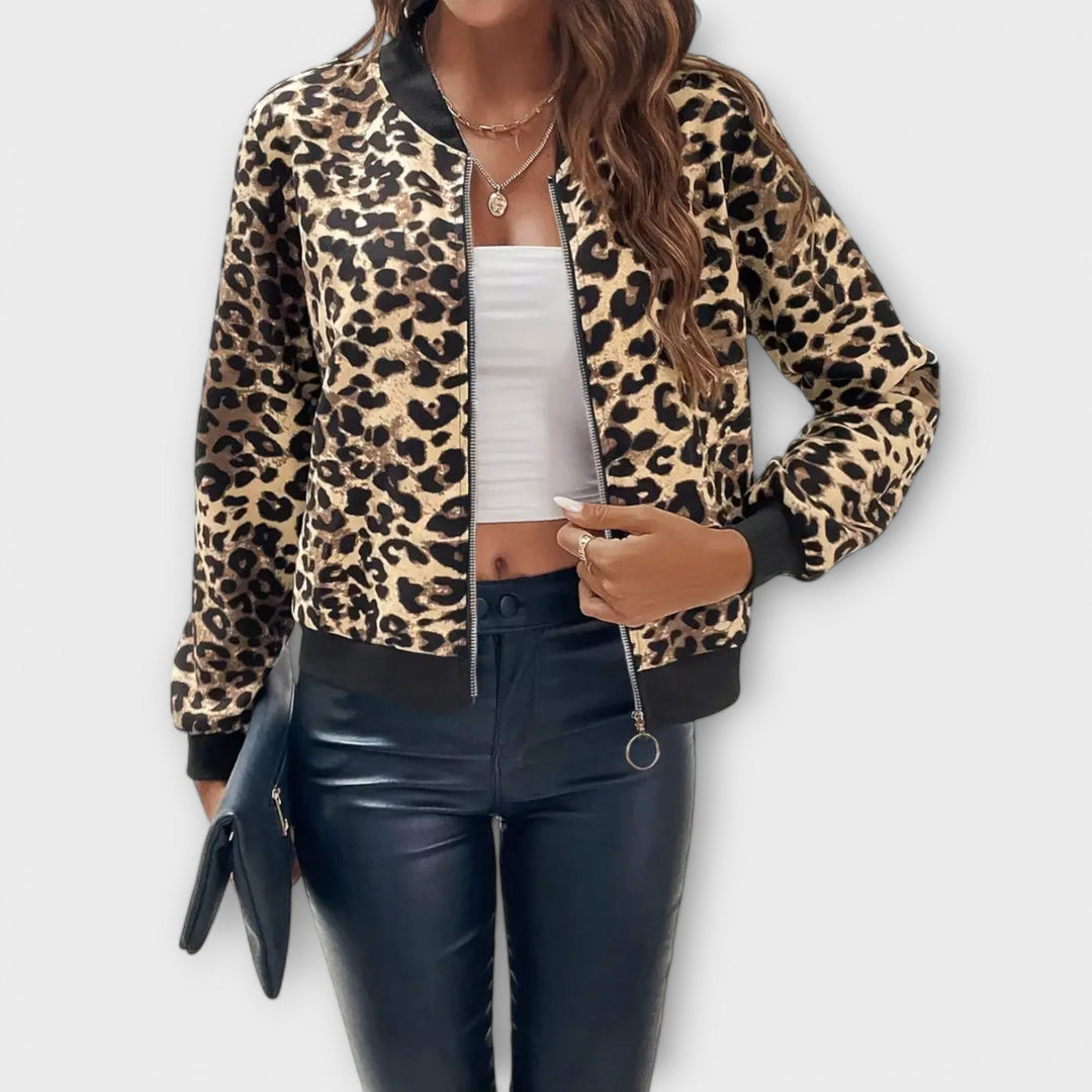 Leopard jacket with zipper closure